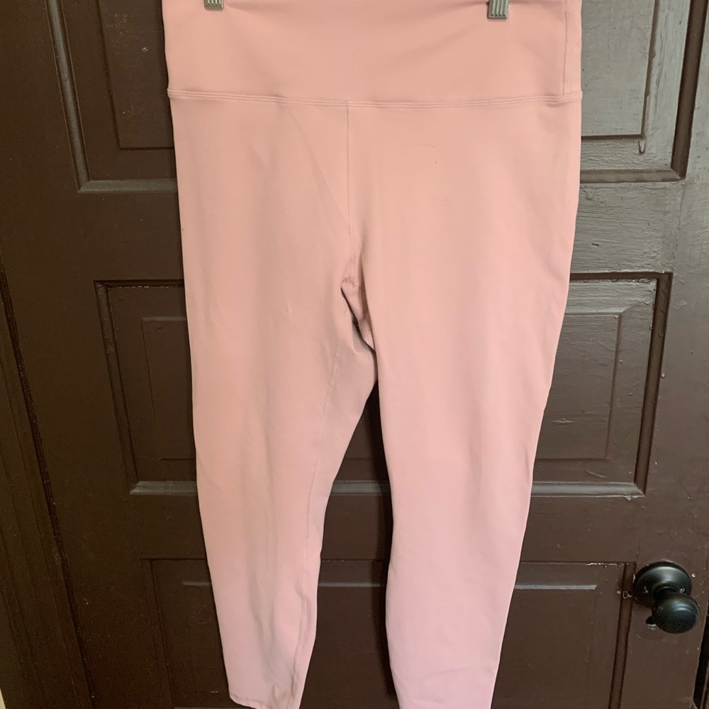 Pink Fabletics Leggings